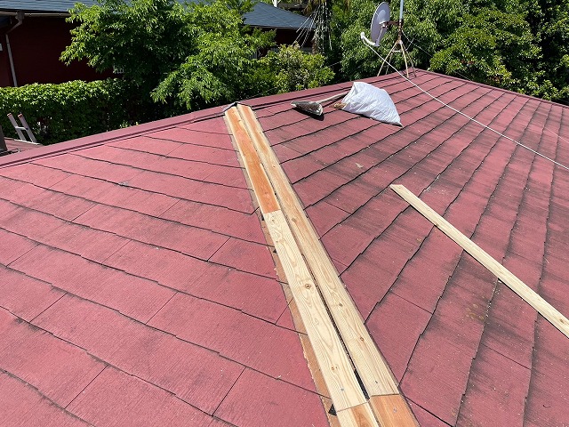 西宮市　棟板金木下地施工